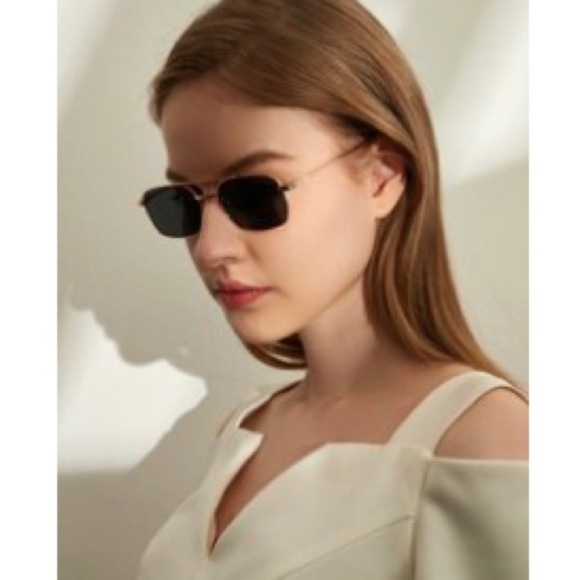Accessories - NEW Metal Frame Sunglasses